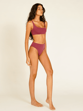 Carregar imagem no visualizador da galeria, Biquíni Fiji Roxo Marsala UV 50+ - panou.br