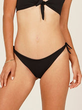 Carregar imagem no visualizador da galeria, Biquini Menorca Preto UV 50+ - panou.br