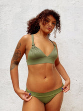 Carregar imagem no visualizador da galeria, Biquíni Santorini Verde Alcaparra UV50+ - panou.br