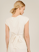 Carregar imagem no visualizador da galeria, Blusa Cachecouer Amsterdã UV +50 Off White - panou.br