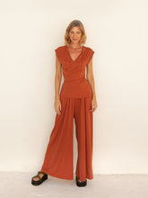 Carregar imagem no visualizador da galeria, Blusa Cachecouer Amsterdã UV+50 Marrom Camelo - panou.br