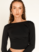 Carregar imagem no visualizador da galeria, Blusa Cachecouer Moscou UV 50+ Preta - panou.br