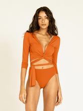 Carregar imagem no visualizador da galeria, Blusa Cachequer Moscou Laranja Ocre UV +50 - panou.br