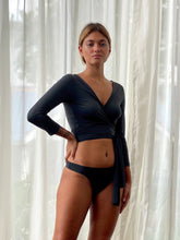 Carregar imagem no visualizador da galeria, Blusa Cachequer Moscou UV +50 Cinza Chumbo