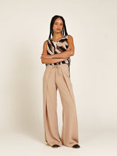 Carregar imagem no visualizador da galeria, Blusa Japaratinga Serengeti - panou.br