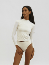 Carregar imagem no visualizador da galeria, Blusa Manga Longa Patacho UV +50 Off White - panou.br