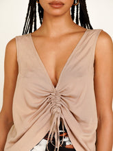 Carregar imagem no visualizador da galeria, Blusa Regata Isla Caqui - panou.br