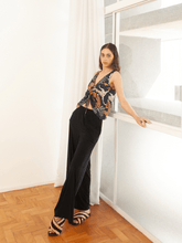 Carregar imagem no visualizador da galeria, Blusa Regata Isla Mistérios da Noite - panou.br