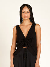 Carregar imagem no visualizador da galeria, Blusa Regata Isla Preto - panou.br