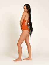 Carregar imagem no visualizador da galeria, Body Coruripe Laranja Ocre UV 50+ - panou.br