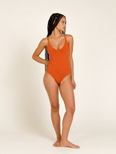 Carregar imagem no visualizador da galeria, Body Coruripe Laranja Ocre UV 50+ - panou.br