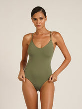 Carregar imagem no visualizador da galeria, Body Coruripe Verde Alcaparra UV 50+ - panou.br