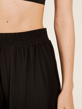 Carregar imagem no visualizador da galeria, Calça Berlim Preta UV50+ - panou.br