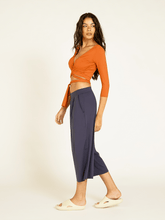 Carregar imagem no visualizador da galeria, Calça Pantacourt St Tropez Azul Marinho UV +50 - panou.br