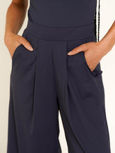 Carregar imagem no visualizador da galeria, Calça Pantacourt St Tropez Azul Marinho UV +50 - panou.br