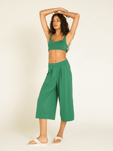 Carregar imagem no visualizador da galeria, Calça Pantacourt St Tropez Verde Bandeira UV +50 - panou.br