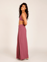 Carregar imagem no visualizador da galeria, Calça Pantalona Budapeste Roxo Marsala UV 50+ - panou.br