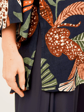 Carregar imagem no visualizador da galeria, Camisa Positano Mistérios da Noite - panou.br