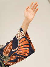 Carregar imagem no visualizador da galeria, Camisa Positano Mistérios da Noite - panou.br