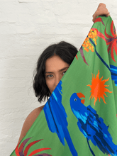 Carregar imagem no visualizador da galeria, Echarpe Aberta Céu de Araras - panou.br