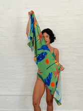 Carregar imagem no visualizador da galeria, Echarpe Aberta Céu de Araras - panou.br