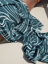 Carregar imagem no visualizador da galeria, Echarpe Aberta Oceano Vivo - panou.br