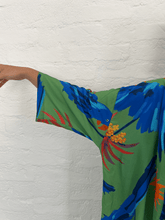 Carregar imagem no visualizador da galeria, Kimono Bora Bora Céu de Araras - panou.br