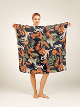 Carregar imagem no visualizador da galeria, Lenço Mistérios da Noite - panou.br