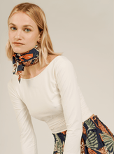 Carregar imagem no visualizador da galeria, Lenço Mistérios da Noite - panou.br