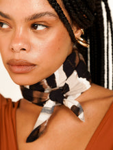 Carregar imagem no visualizador da galeria, Lenço Serengeti - panou.br