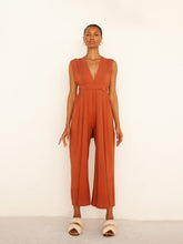 Carregar imagem no visualizador da galeria, Macacão Marrakesh Marrom Camelo UV +50 - panou.br