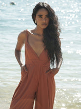 Carregar imagem no visualizador da galeria, Macacão Marrakesh Marrom Camelo UV +50 - panou.br