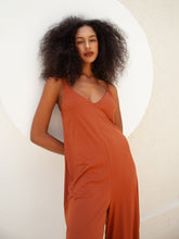 Carregar imagem no visualizador da galeria, Macacão Moreré Marrom Camelo UV 50+ - panou.br