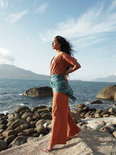 Carregar imagem no visualizador da galeria, Macacão Phuket Marrom Camelo UV +50 - panou.br