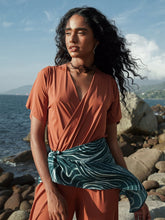 Carregar imagem no visualizador da galeria, Macacão Phuket Marrom Camelo UV +50 - panou.br