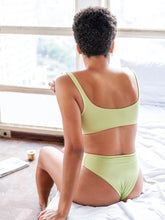 Carregar imagem no visualizador da galeria, Parte de Baixo Biquíni Fiji Verde Oliva UV50+ - panou.br