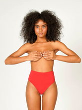 Carregar imagem no visualizador da galeria, Parte de Baixo Biquíni Búzios Vermelho UV 50+ | PANOU.COM.BR | biquíni / calcinha / conforto / hot pants / cintura alta / proteção solar UV50+