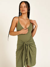 Carregar imagem no visualizador da galeria, Saia Pareô Bodrum Verde Alcaparra (proteção UV 50+) - panou.br