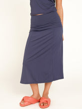 Carregar imagem no visualizador da galeria, Saia Paris Azul Marinho UV 50+ - panou.br