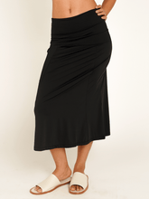 Carregar imagem no visualizador da galeria, Saia Paris Preta UV 50+ - panou.br