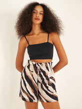 Carregar imagem no visualizador da galeria, Shorts Caraíva Serengeti - panou.br