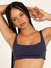 Carregar imagem no visualizador da galeria, Top Biquíni Fiji Azul Marinho UV 50+ - panou.br