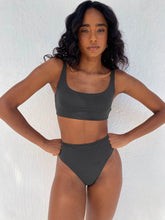 Carregar imagem no visualizador da galeria, Top Biquíni Fiji Cinza Chumbo UV 50+ - panou.br