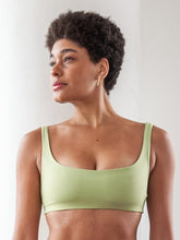 Carregar imagem no visualizador da galeria, Top Biquíni Fiji Verde Oliva UV 50+ - panou.br