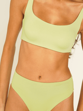 Carregar imagem no visualizador da galeria, Top Biquíni Fiji Verde Oliva UV 50+ - panou.br