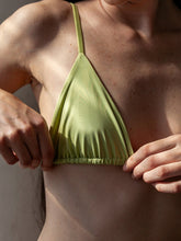 Carregar imagem no visualizador da galeria, Top Biquíni Seychelles Verde Oliva 50+ - panou.br