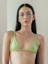 Carregar imagem no visualizador da galeria, Top Biquíni Seychelles Verde Oliva 50+ - panou.br
