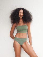 Carregar imagem no visualizador da galeria, Top Maiorca Verde Alcaparra UV 50+ - panou.br