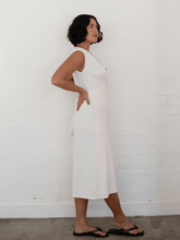 Carregar imagem no visualizador da galeria, Vestido Cachecouer Tóquio Off White UV 50+ - panou.br