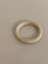 Carregar imagem no visualizador da galeria, Argola Madeira - panou.br